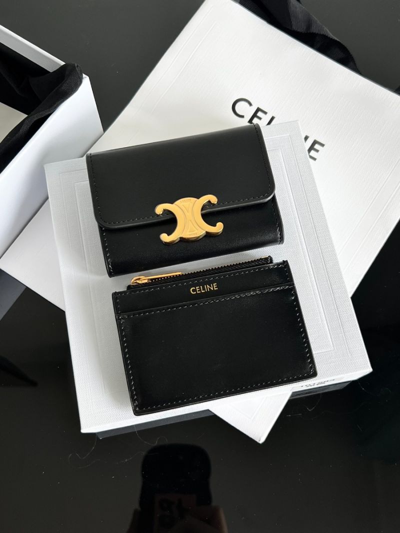 CELINE COMPACT WALLET WITH COIN TRIOMPHE IN TRIOMPHE BLACK SHINY CALFSKIN