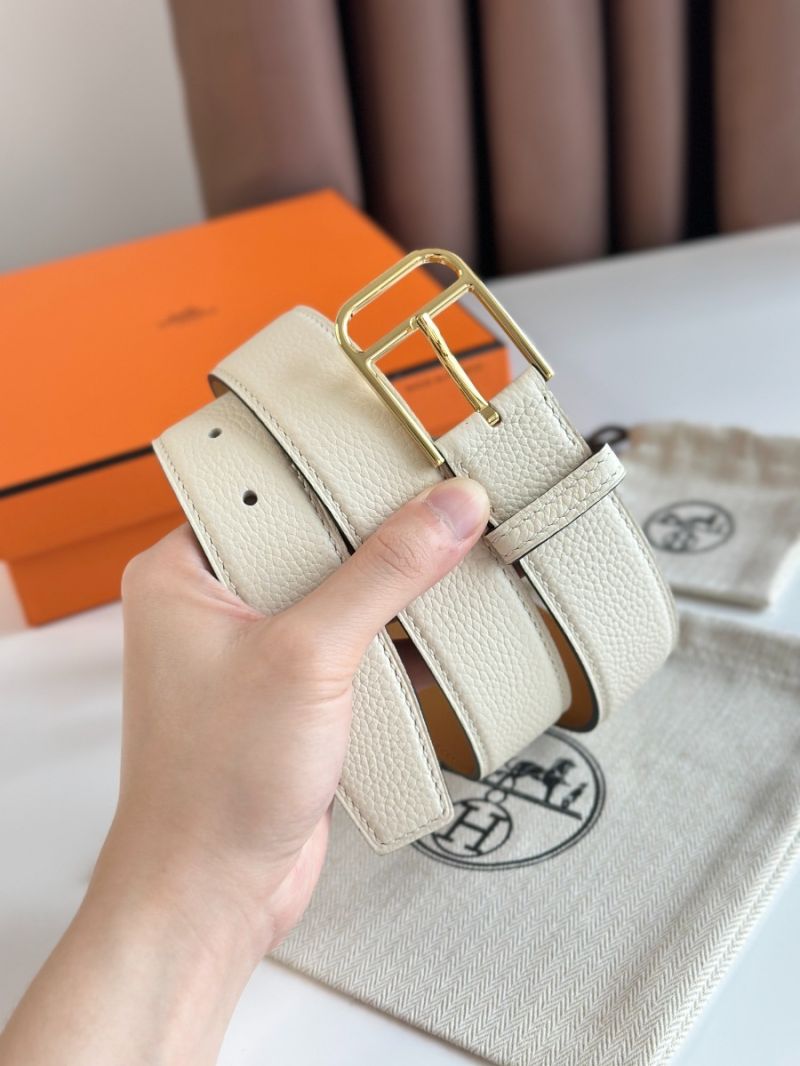 Hermes Romain 35 Belt in Textured cream