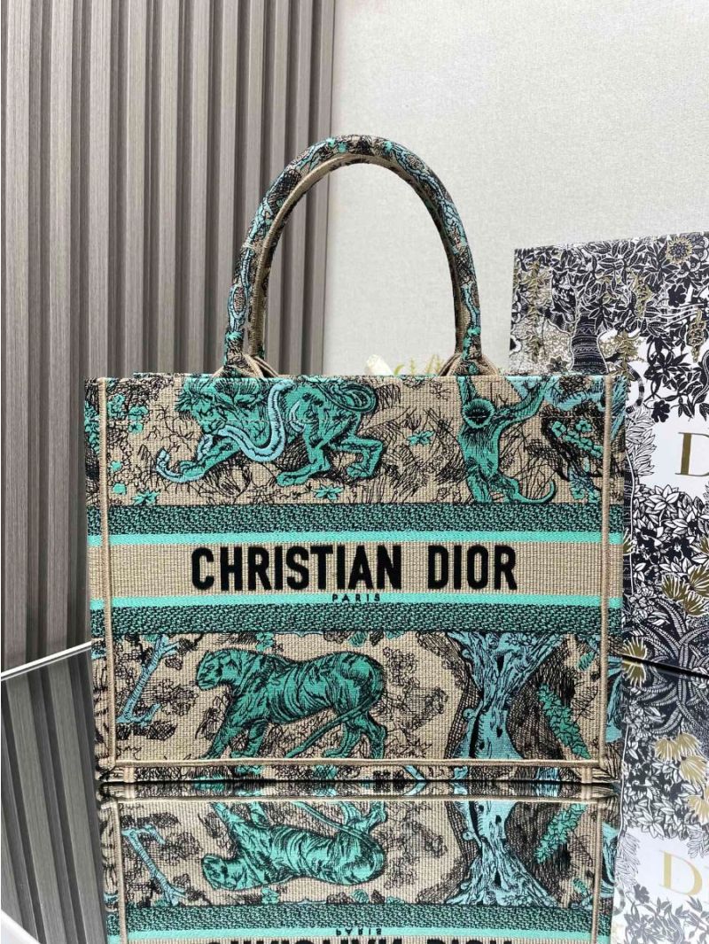 Dior Medium Dioriviera Dior Book Tote in Aquamarina