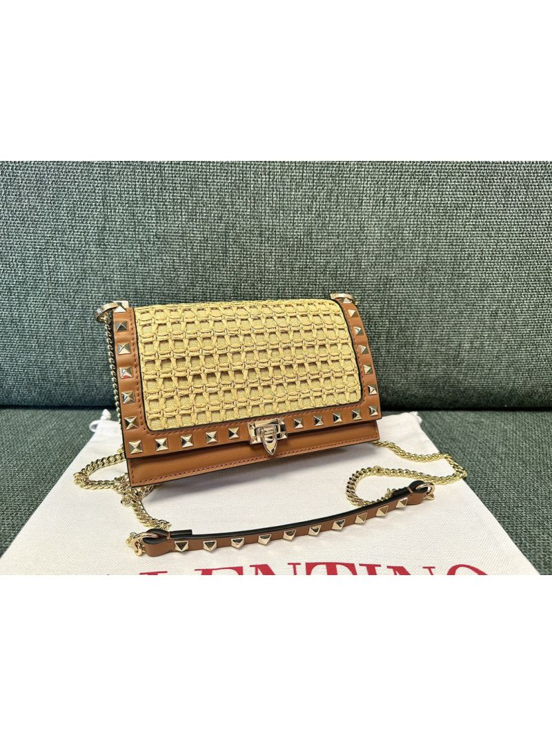 Valentino Garavani Rockstud Raffia Effect Pouch