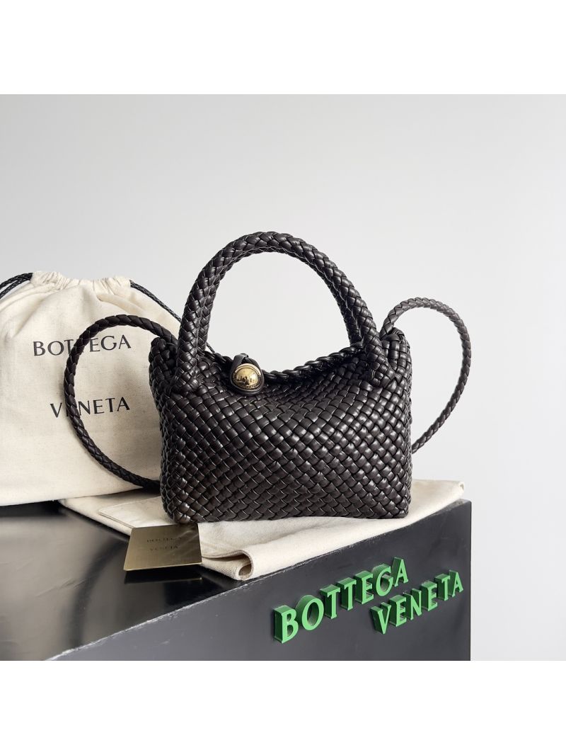 Bottega Veneta Mini Tosca Cross-Body Bag 776755 fondant