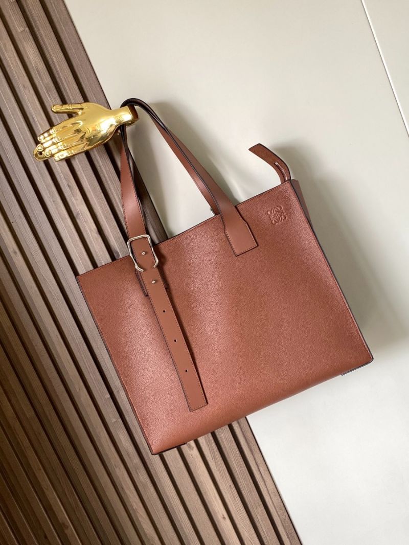 Loewe Luxury Buckle Horizontal Tote in Classic Calfskin B692K96X06 Tan