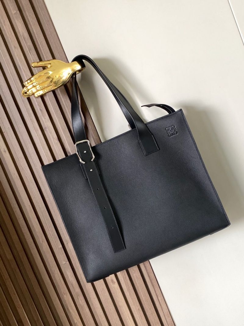 Loewe Luxury Buckle Horizontal Tote in Classic Calfskin B692K96X06 black