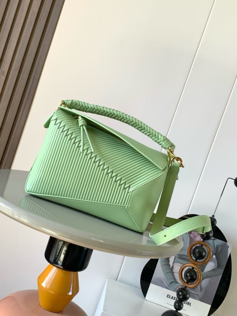 LOEWE Small Puzzle Bag in Calfskin - Light Pear