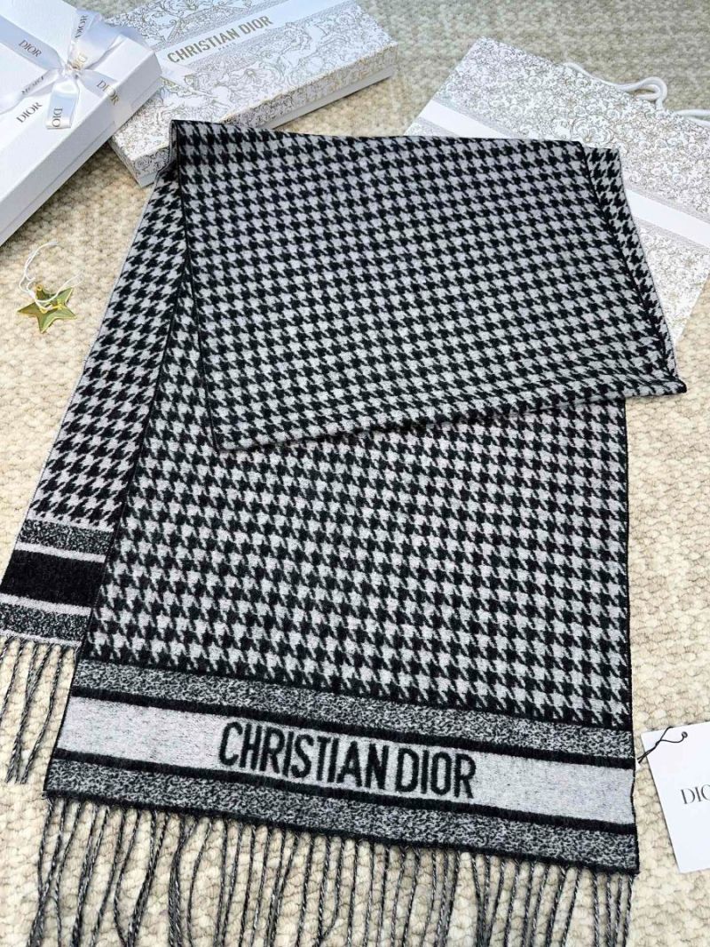 Dior Houndstooth Cashmere Scarf with Tassels 45 x 200 cm black