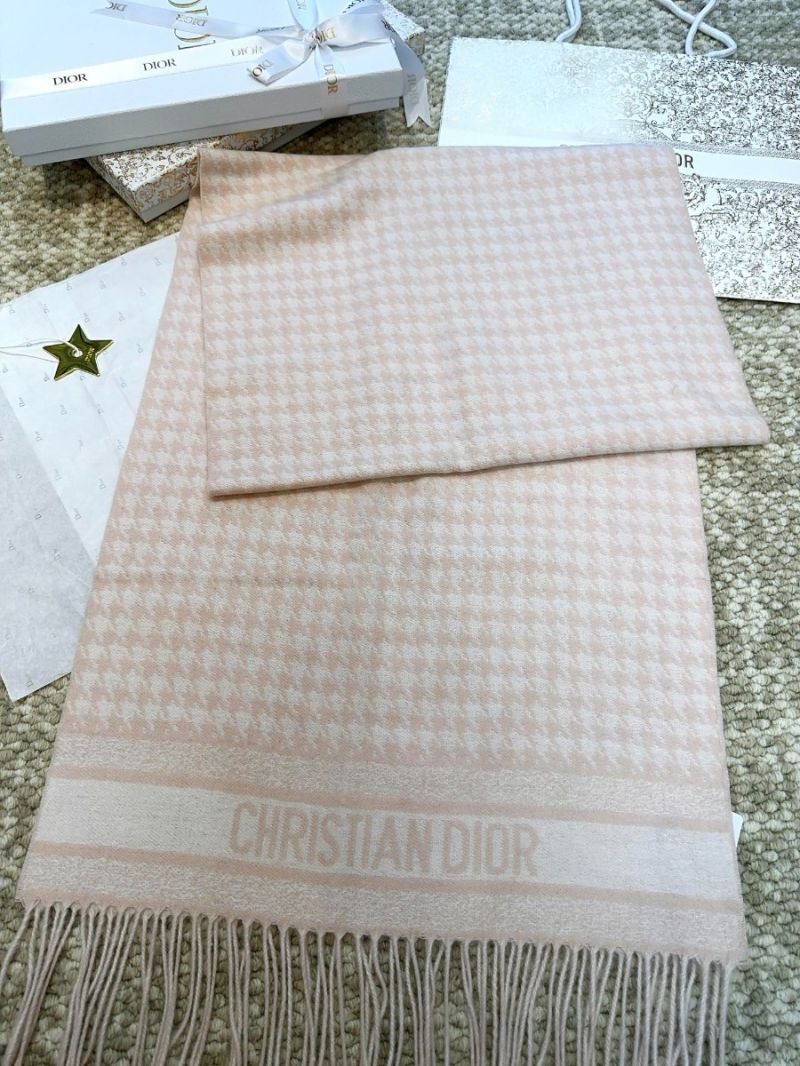 Dior Houndstooth Cashmere Scarf with Tassels 45 x 200 cm beige pink