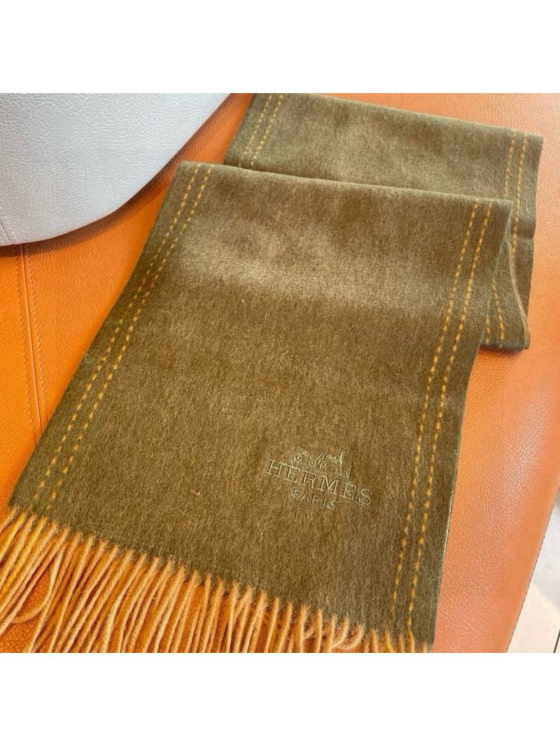 Hermes Double-Sided "H" Embroidered Green Scarf with Elegant Border Design 35 x 180 cm