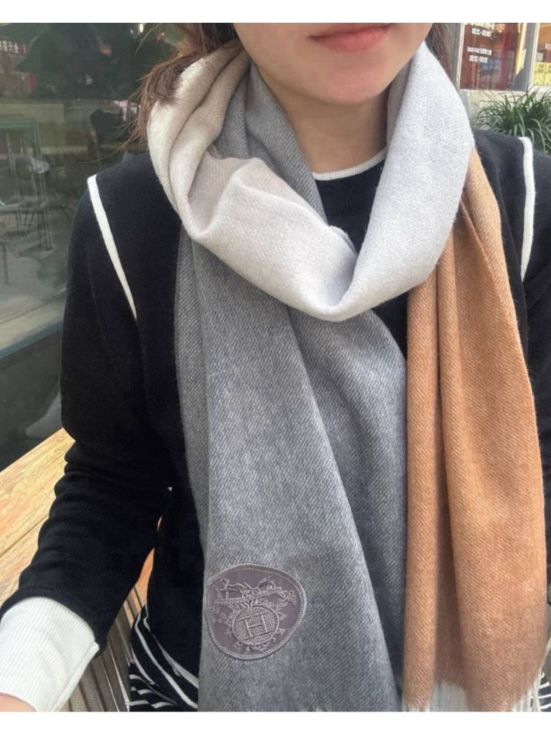 Hermes Gradient Color Block Scarf – Effortless Elegance 35 x 180 cm grey brown