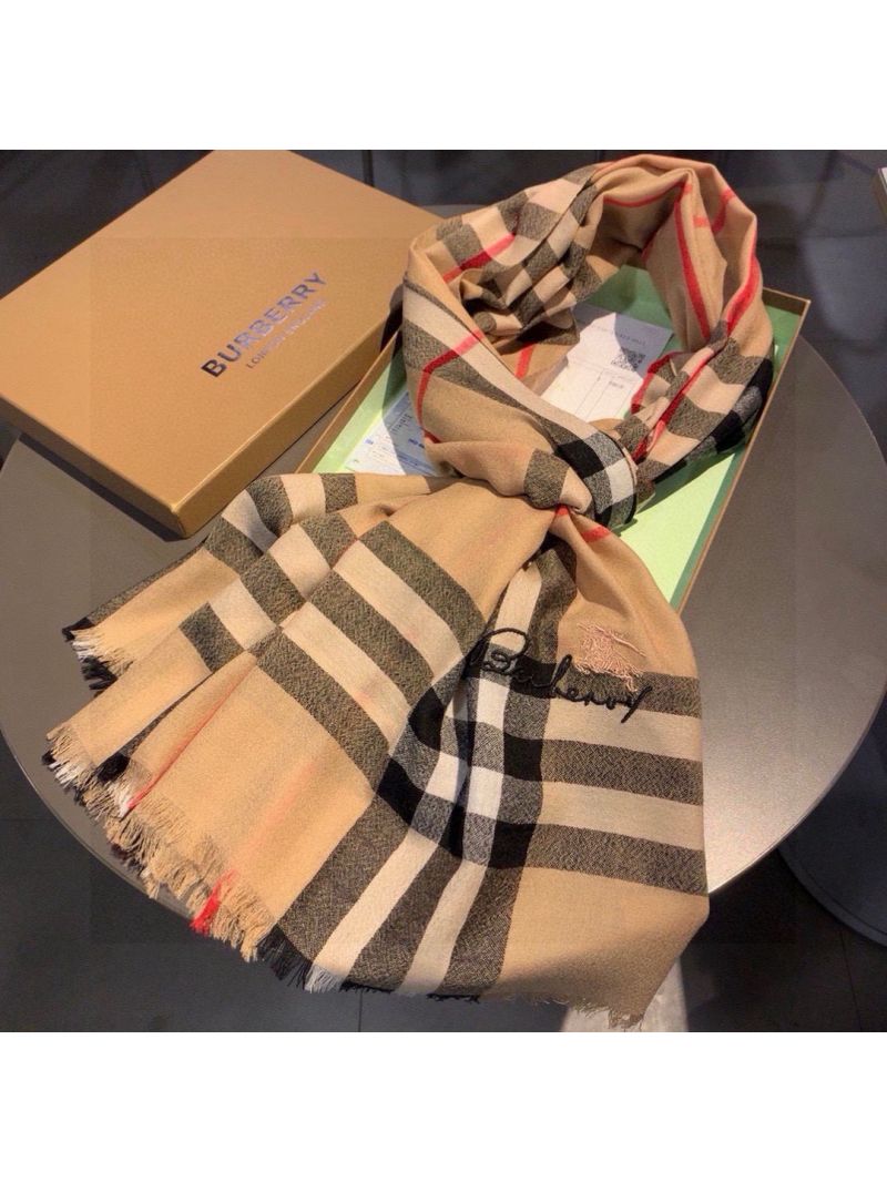 Burberry Logo Check Wool & Cashmere Long Scarf – 110x200cm