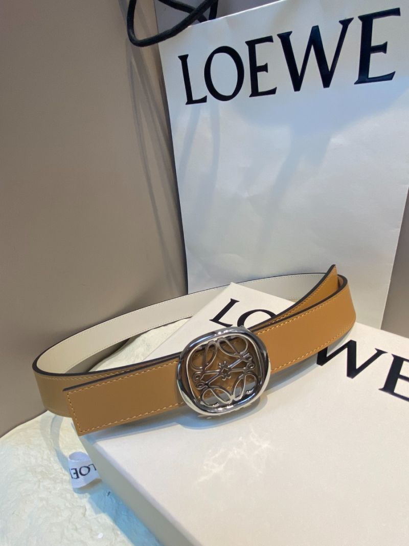 Loewe Reversible Anagram Ellipse Belt in Smooth Calfskin 2.8cm light brown/white